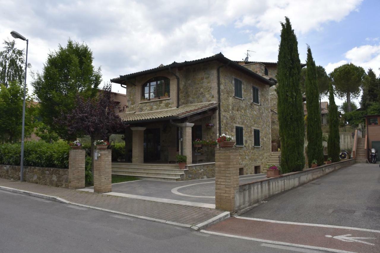 La Torre Rooms San Quirico dʼOrcia Exterior foto